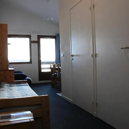 Reine Blanche - Location: Pour 4 Personnes Dans Un Quartier Calme Mae-9090 Apartman