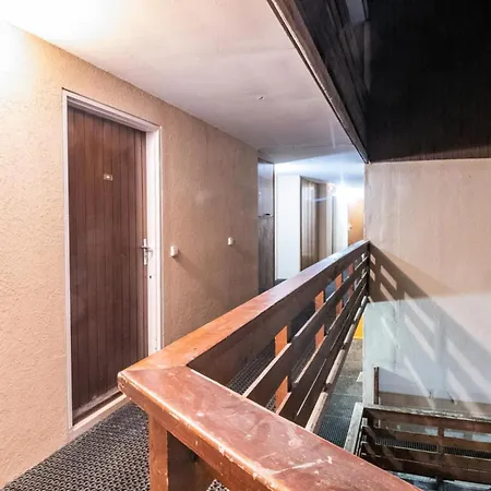 Reine Blanche - Location: Pour 4 Personnes Dans Un Quartier Calme Mae-9090 Apartman *