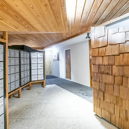Résidence Reine Blanche - Location: Pour 4 Personnes Dans Un Quartier Calme Mae-9090